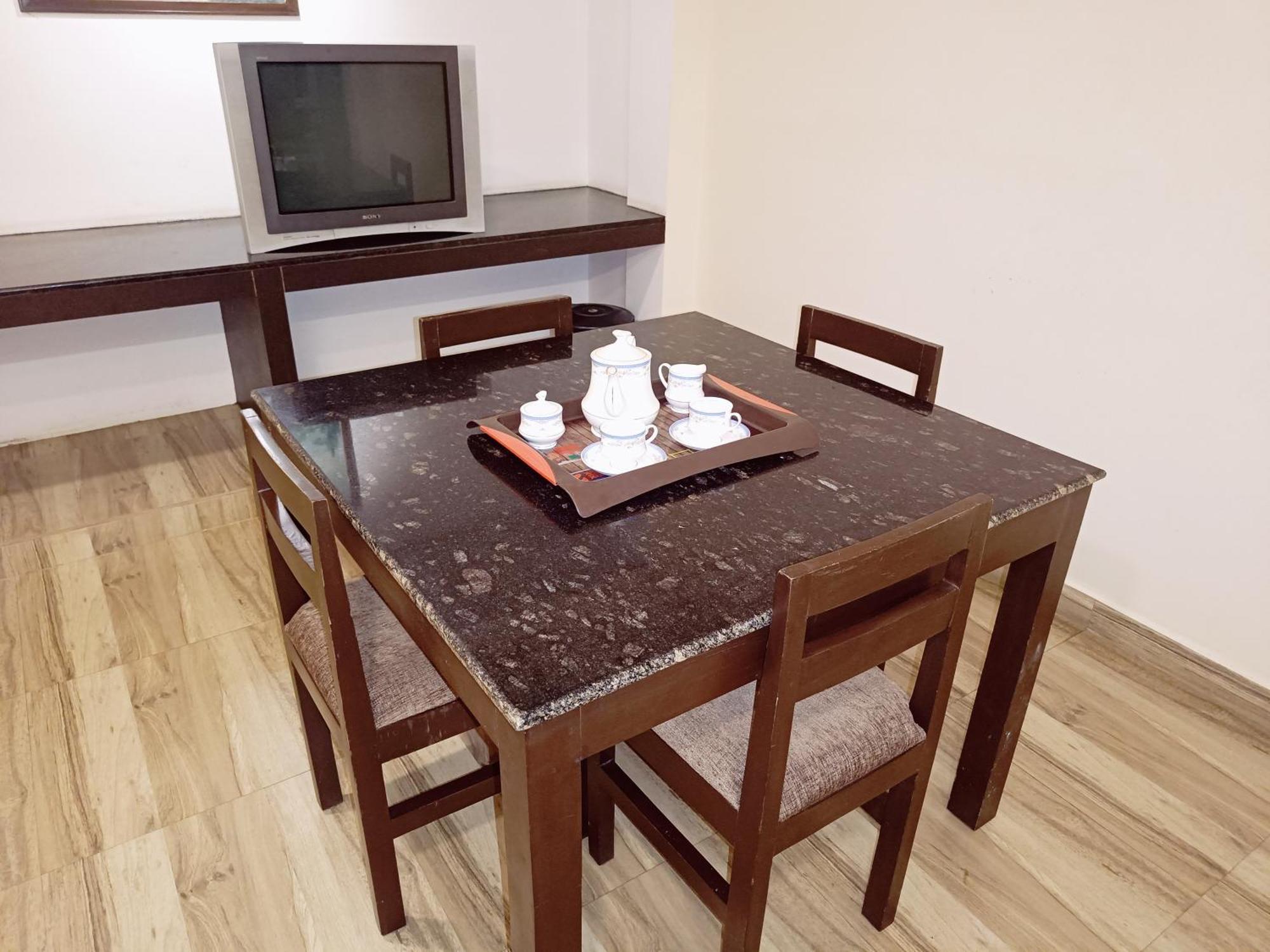 Hotel Marys Arcade Thanjavur Buitenkant foto