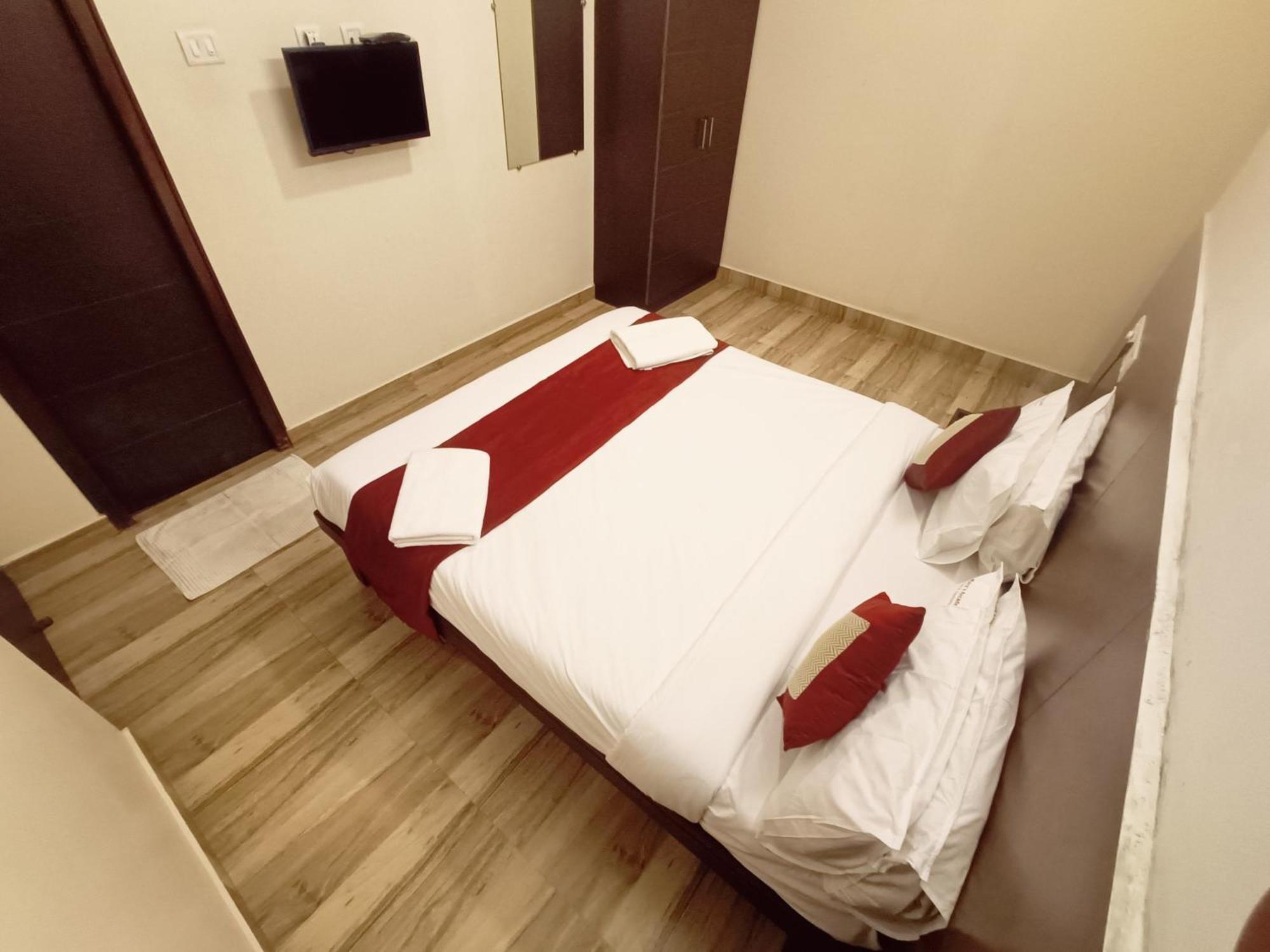 Hotel Marys Arcade Thanjavur Buitenkant foto