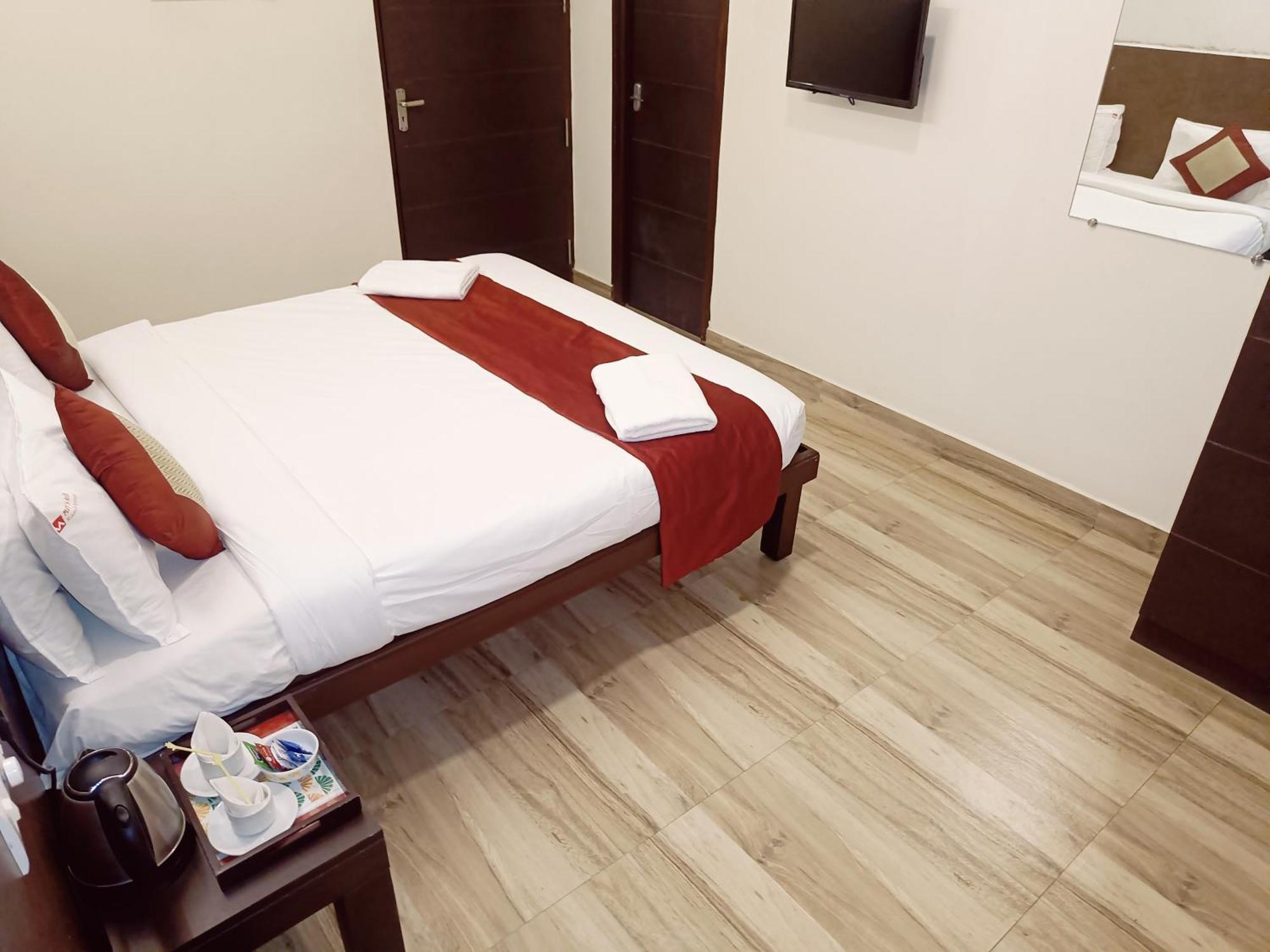 Hotel Marys Arcade Thanjavur Buitenkant foto