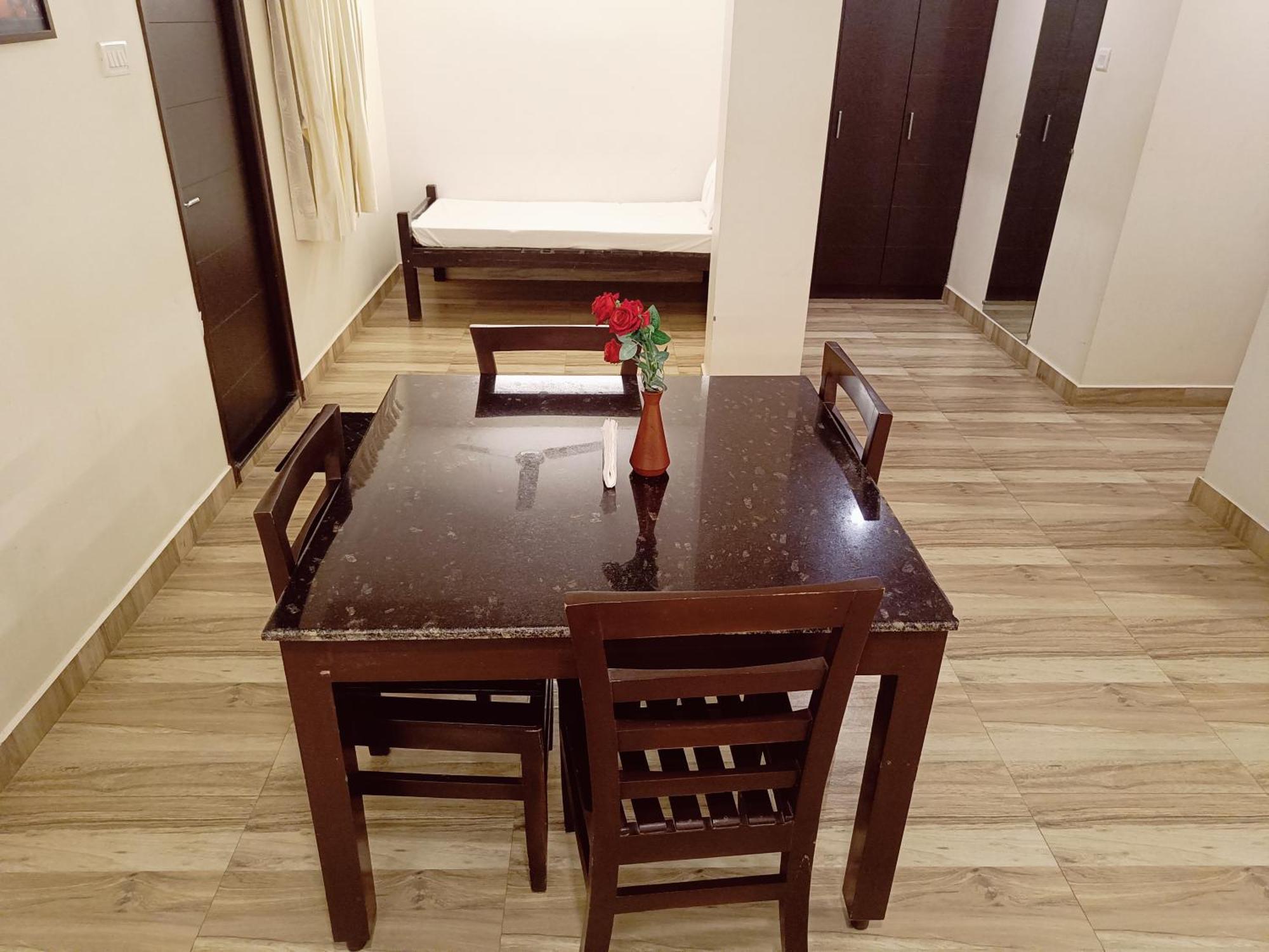 Hotel Marys Arcade Thanjavur Buitenkant foto