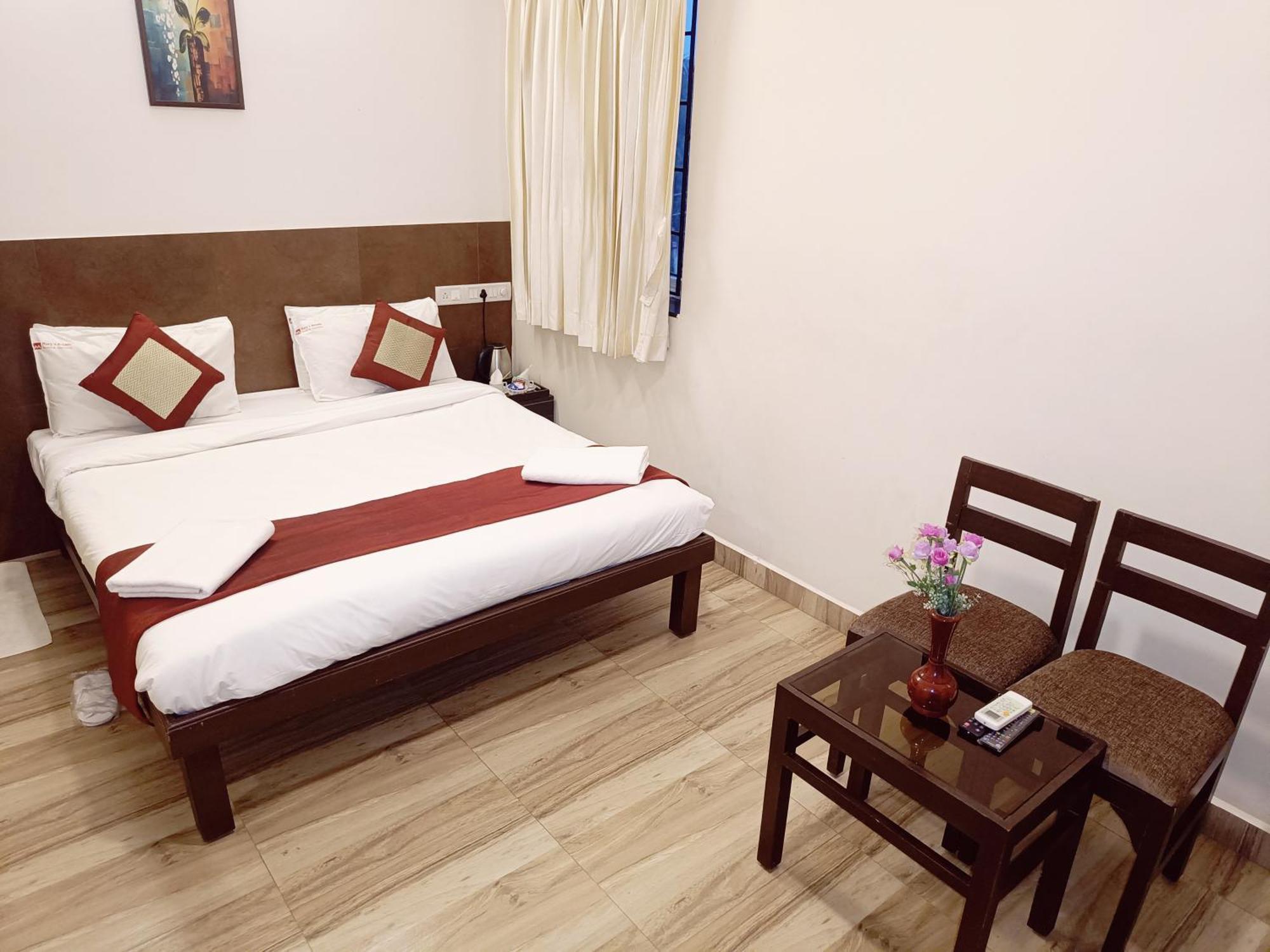 Hotel Marys Arcade Thanjavur Buitenkant foto