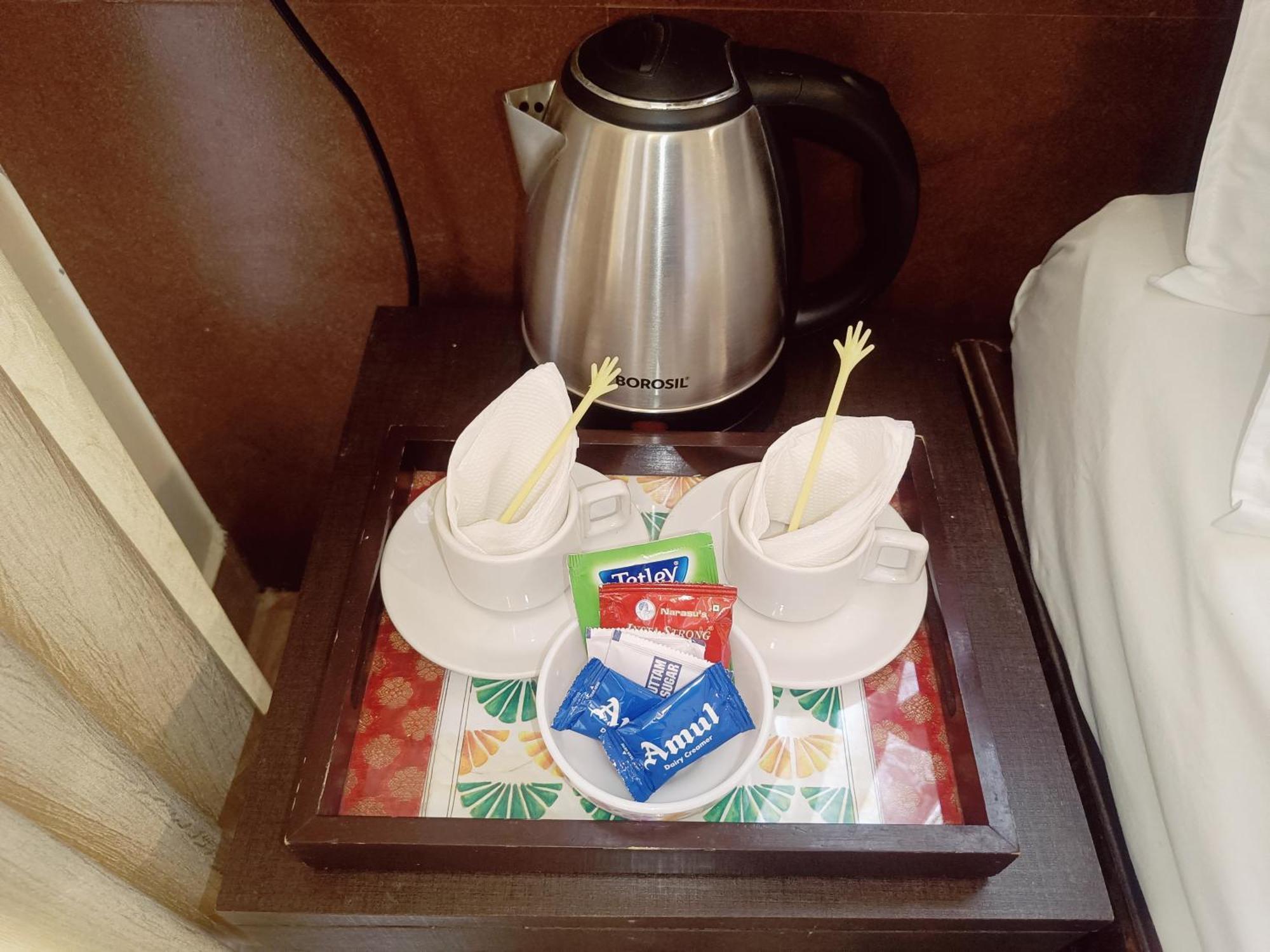 Hotel Marys Arcade Thanjavur Buitenkant foto