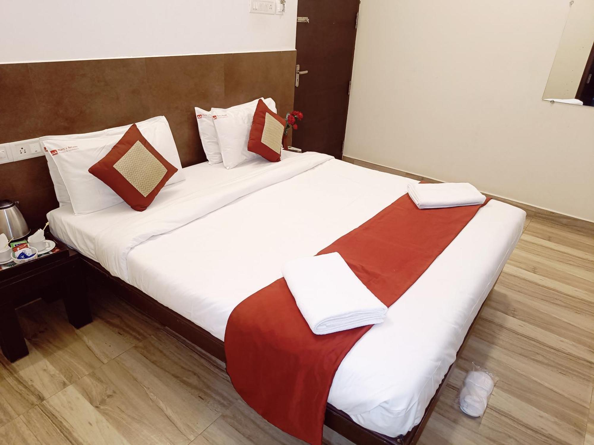 Hotel Marys Arcade Thanjavur Buitenkant foto