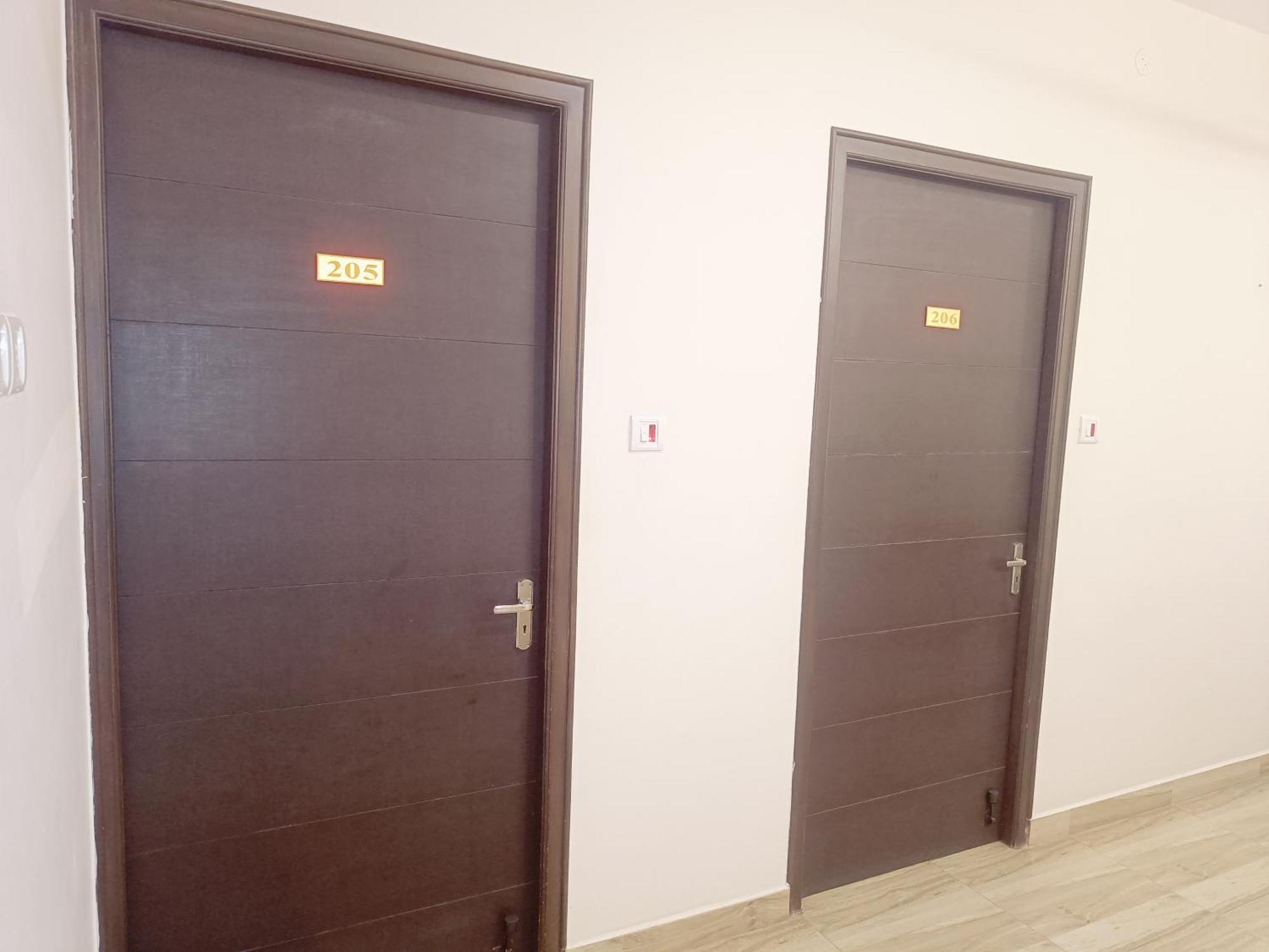 Hotel Marys Arcade Thanjavur Buitenkant foto